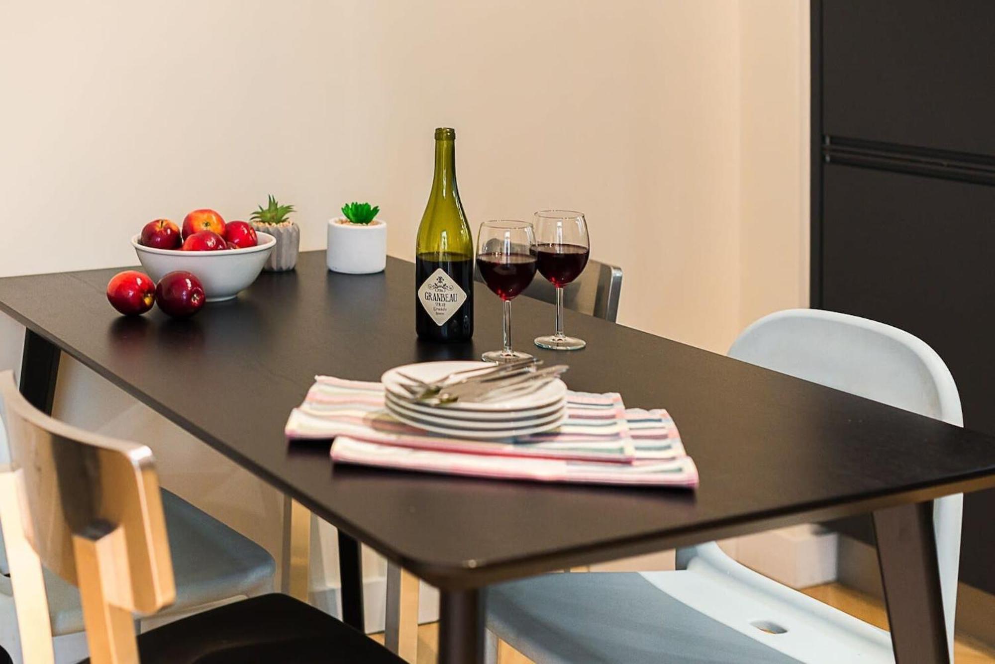 ורשה Rent Like Home - Hoza 39 מראה חיצוני תמונה